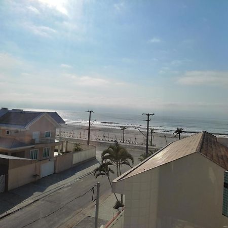 Lindo Apartamento Com Vista Para O Mar Matinhos Luaran gambar