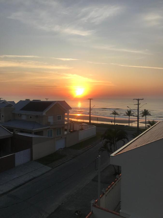 Lindo Apartamento Com Vista Para O Mar Matinhos Luaran gambar